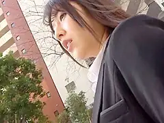 巨乳女子大生がパンスト破られバイブ責めと手マンで腰モゾモゾ感じまくり