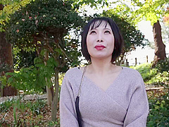 0011453_人妻熟女 クンニリングス 口淫などが含まれている